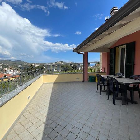 La Quercia Casa Vacanza Imperia Bagian luar foto