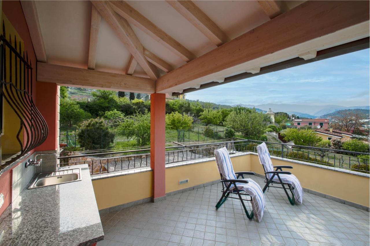 La Quercia Casa Vacanza Imperia Bagian luar foto